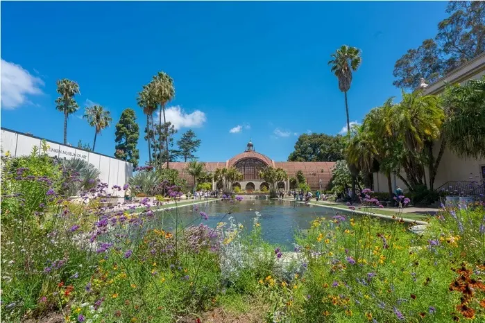 Tantos jardines y museos están en Balboa Park