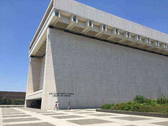 Una de las mejores cosas que hacer en Austin, ver la Biblioteca Presidencial Lyndon B. Johnson