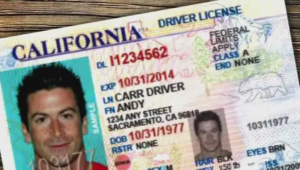 Como rastrear mi licencia de conducir en California
