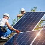 ¿Cuánto gana un instalador de paneles solares en Estados unidos?