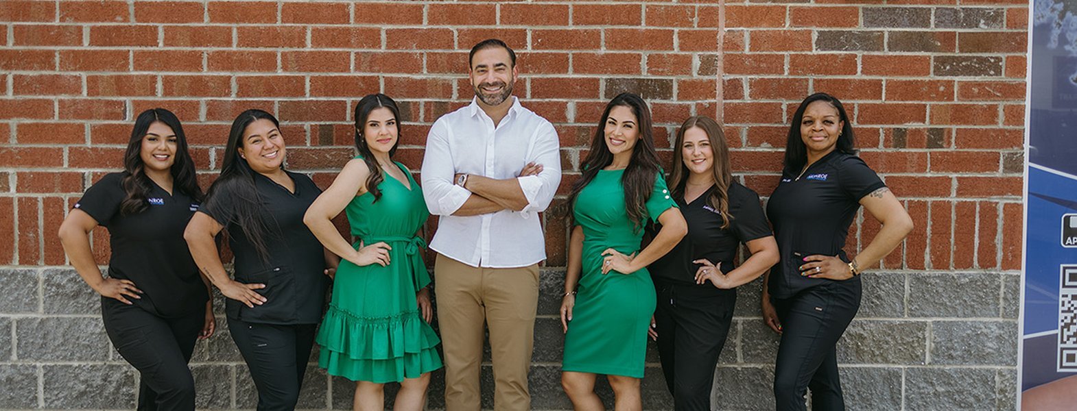 El equipo de Monroe Family Dentistry en Monroe, NC, enfocado en la atención familiar.