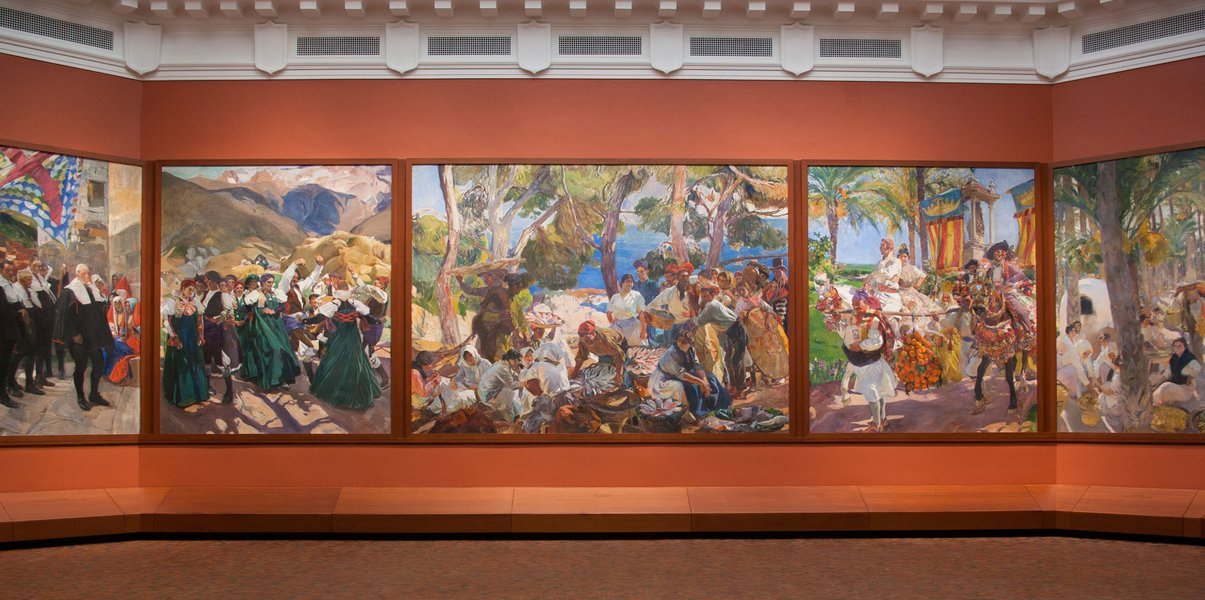 Una vista panorámica de los monumentales murales de Sorolla en la Galería de la Hispanic Society of America. Vista de los murales de Sorolla en la Hispanic Society of America.